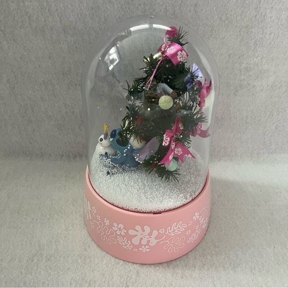 Lilo & STITCH Christmas Snow Globe Flashing Lights Disney Japan - Picture 5 of 7